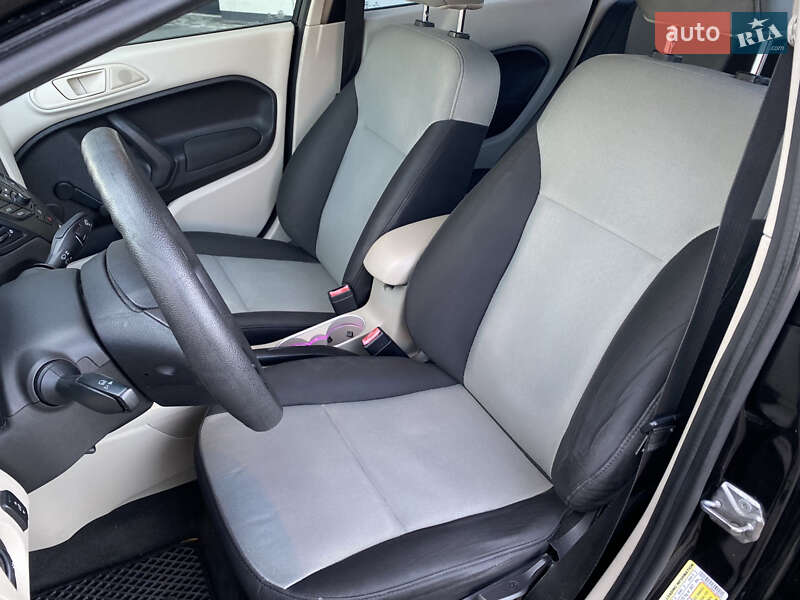 Седан Ford Fiesta 2013 в Києві фото 21 Седан Ford Fiesta 2013 в Києві