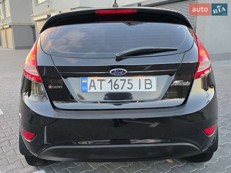 Хэтчбек Ford Fiesta 2013 в Хмельницком