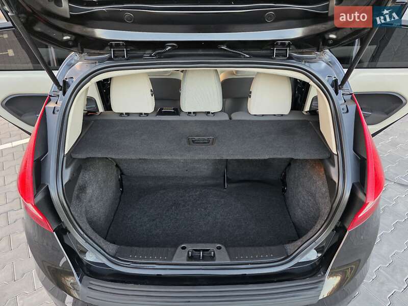 Хэтчбек Ford Fiesta 2013 в Хмельницком