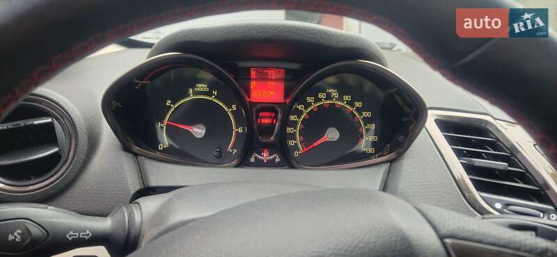 Седан Ford Fiesta 2011 в Хмельницькому