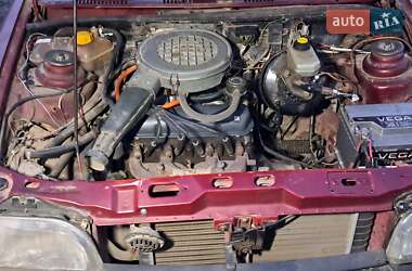 Хэтчбек Ford Fiesta 1992 в Хотине