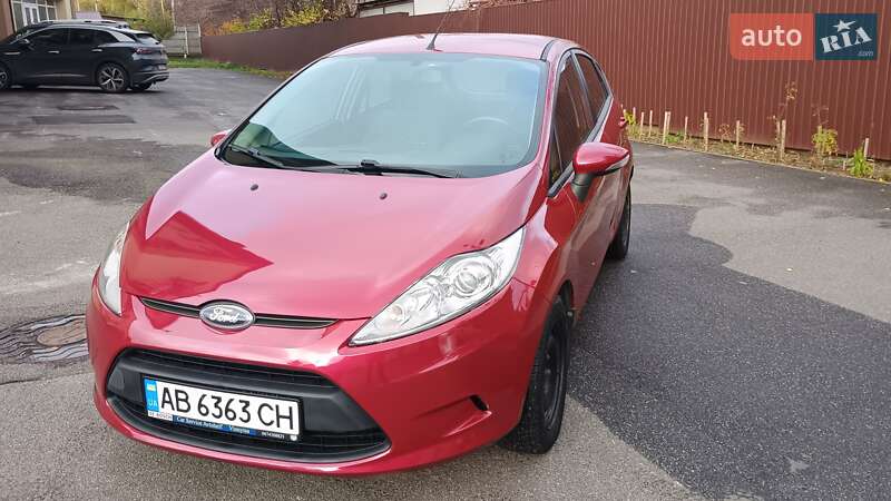 Хетчбек Ford Fiesta 2012 в Вінниці фото 3 Хетчбек Ford Fiesta 2012 в Вінниці