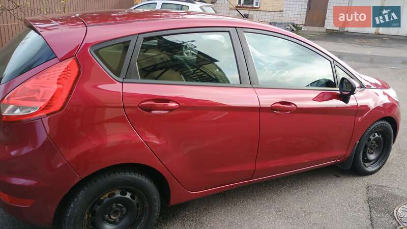 Хетчбек Ford Fiesta 2012 в Вінниці фото 12 Хетчбек Ford Fiesta 2012 в Вінниці