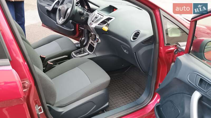 Хетчбек Ford Fiesta 2012 в Вінниці фото 44 Хетчбек Ford Fiesta 2012 в Вінниці