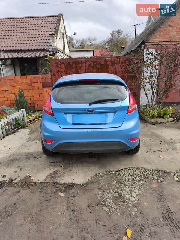 Хэтчбек Ford Fiesta 2011 в Днепре