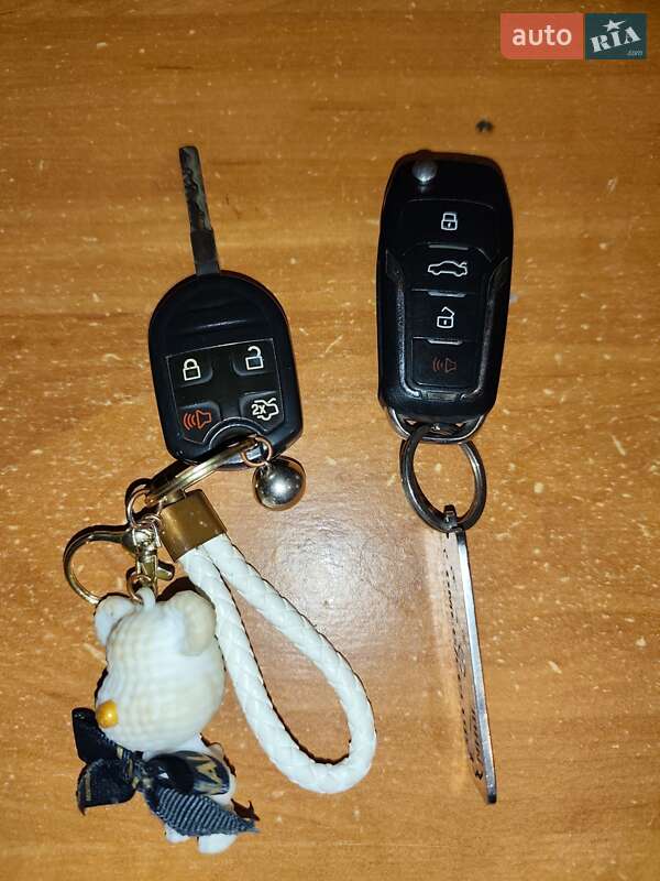 Хэтчбек Ford Fiesta 2015 в Никополе