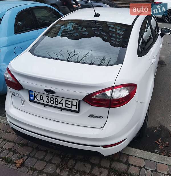 Седан Ford Fiesta 2019 в Софиевской Борщаговке