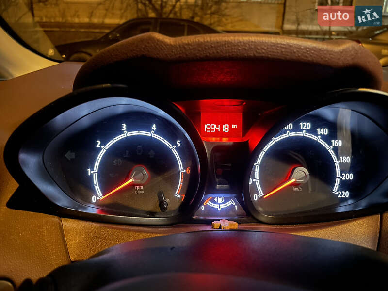 Хетчбек Ford Fiesta 2011 в Києві