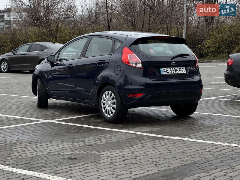 Хэтчбек Ford Fiesta 2015 в Днепре фото 7 Хэтчбек Ford Fiesta 2015 в Днепре