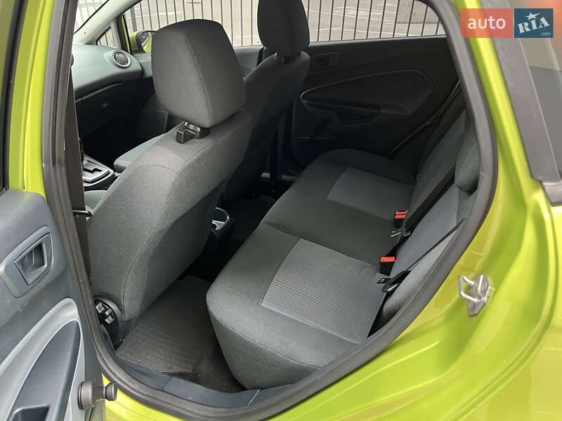 Хетчбек Ford Fiesta 2011 в Фастові