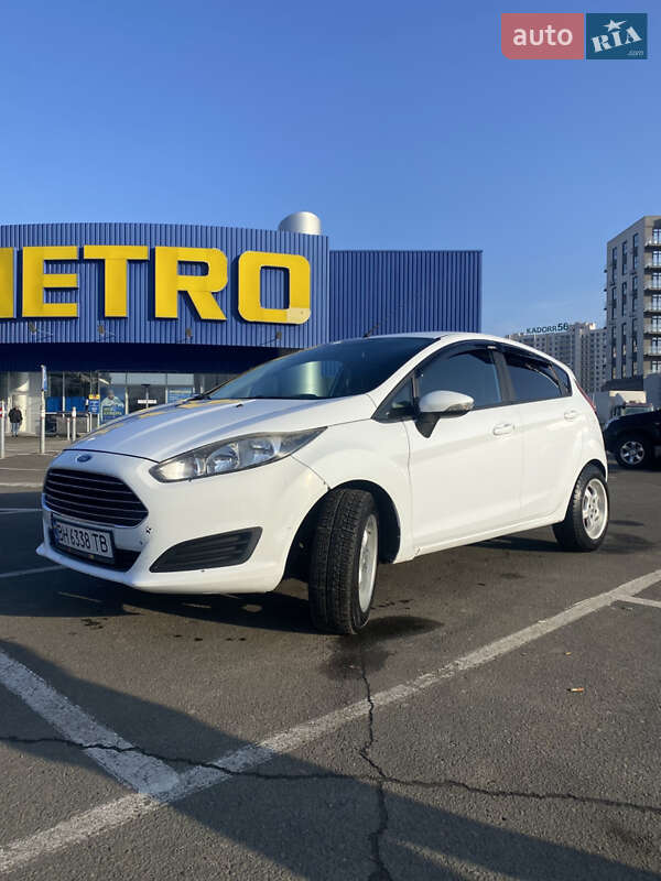 Хэтчбек Ford Fiesta 2013 в Одессе