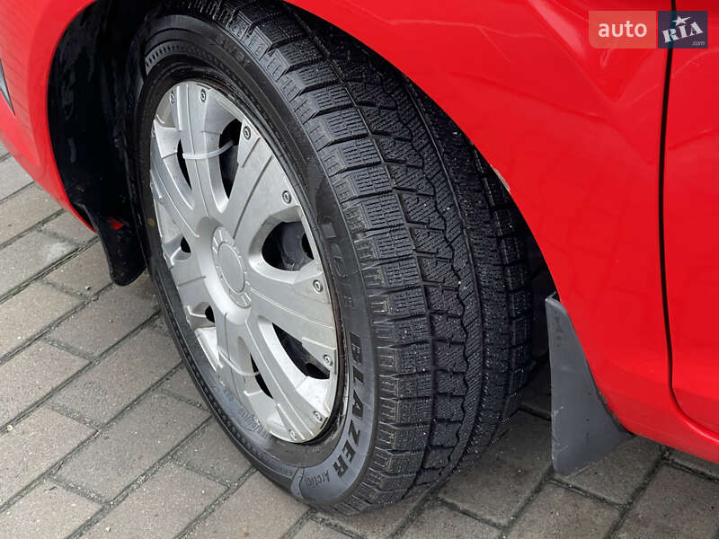 Хэтчбек Ford Fiesta 2012 в Полтаве