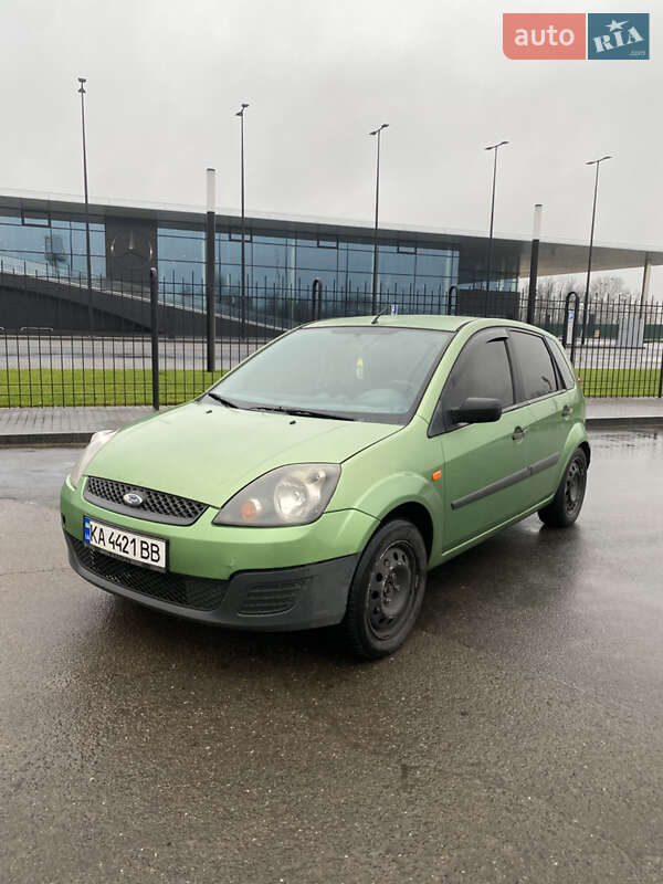 Хетчбек Ford Fiesta 2006 в Києві