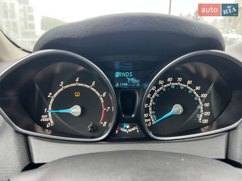 Хетчбек Ford Fiesta 2015 в Львові