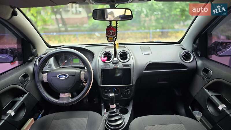 Хетчбек Ford Fiesta 2006 в Запоріжжі