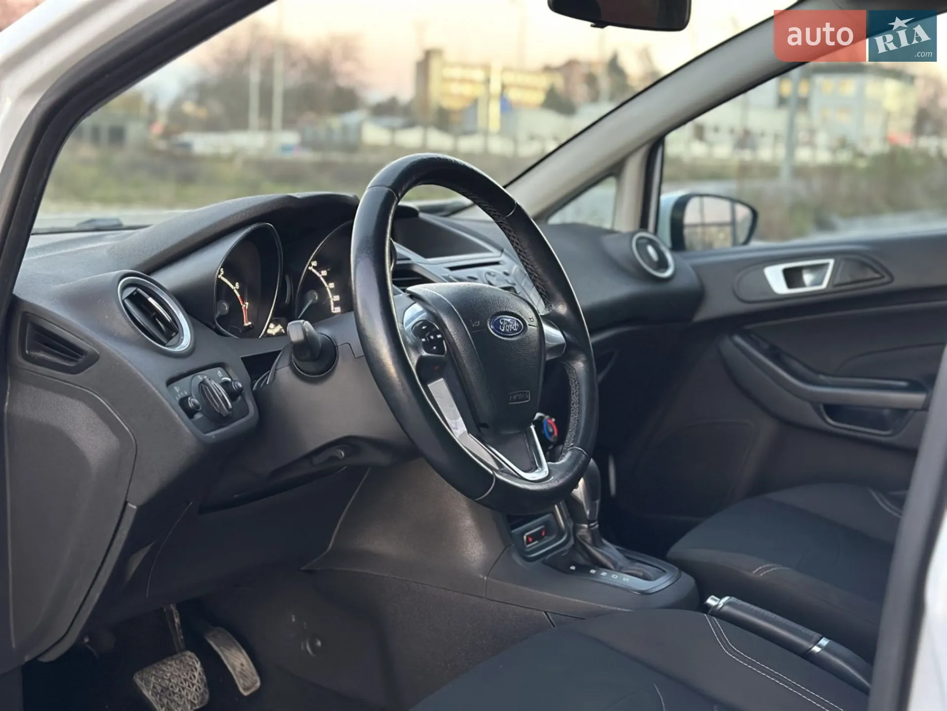 2017 Ford Fiesta - мініатюра 44