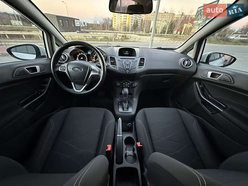 Хетчбек Ford Fiesta 2017 в Тернополі
