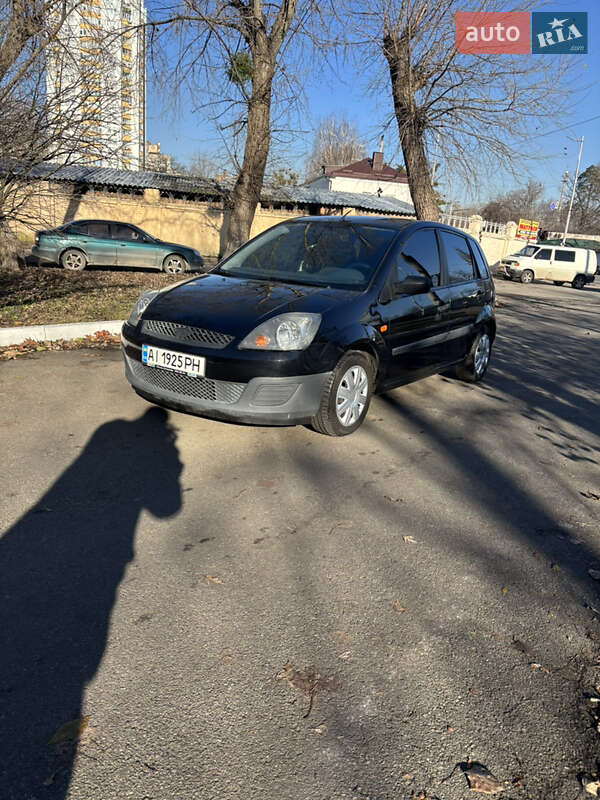 Хетчбек Ford Fiesta 2007 в Києві