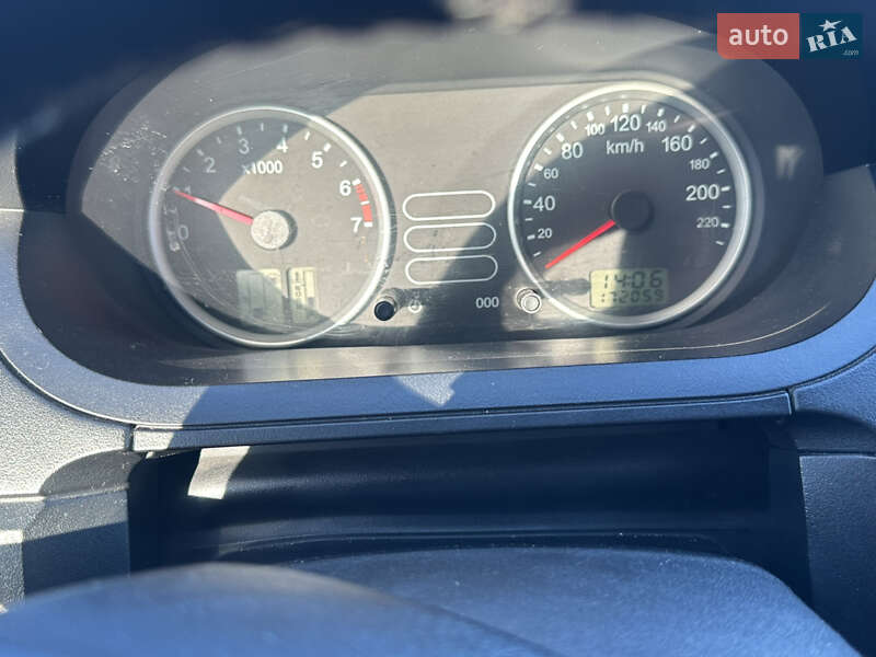 Хетчбек Ford Fiesta 2005 в Івано-Франківську