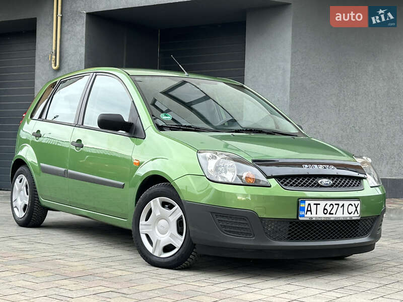 Хетчбек Ford Fiesta 2006 в Івано-Франківську
