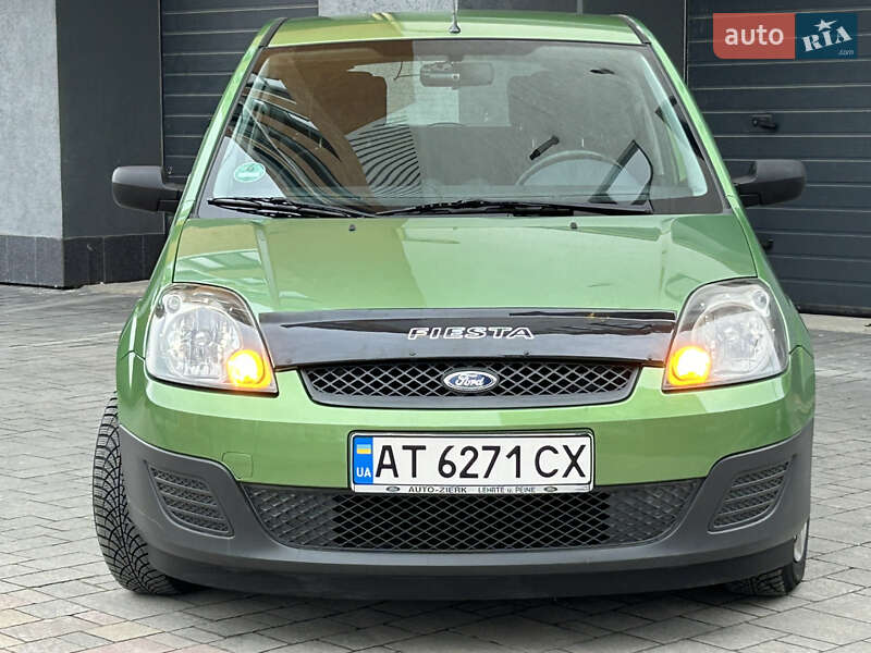 Хетчбек Ford Fiesta 2006 в Івано-Франківську