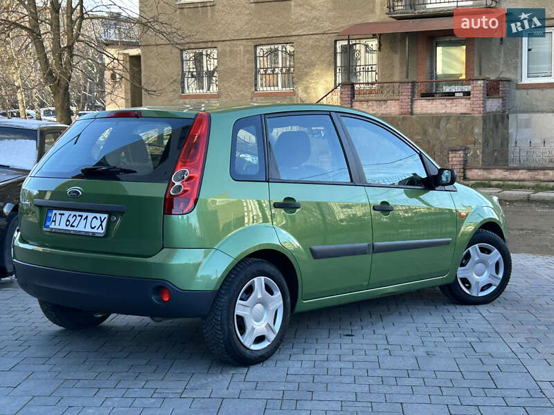 Хетчбек Ford Fiesta 2006 в Івано-Франківську