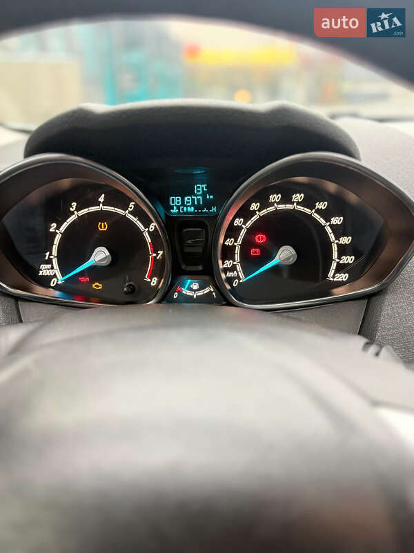 Хетчбек Ford Fiesta 2014 в Запоріжжі