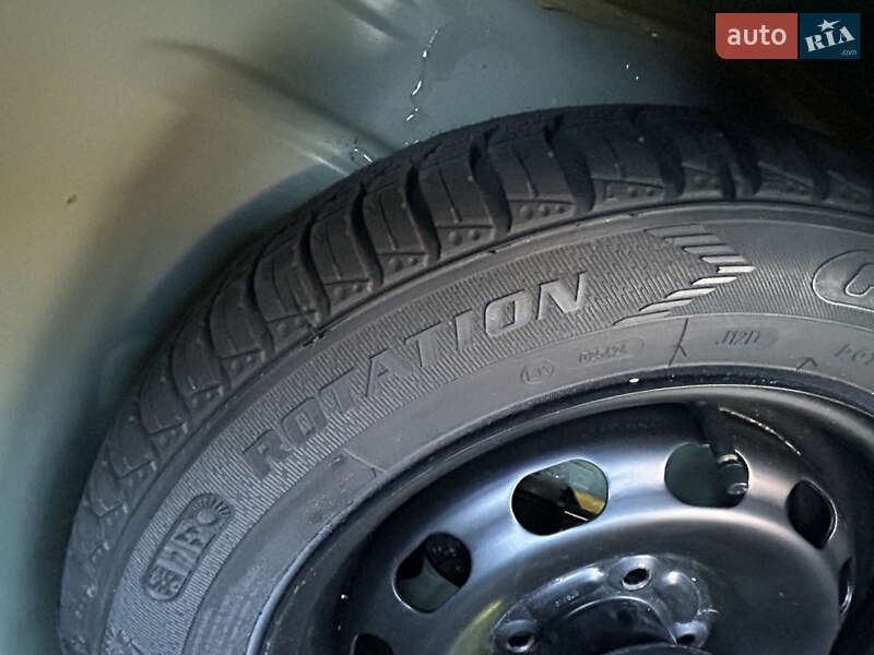 Хетчбек Ford Fiesta 2006 в Івано-Франківську