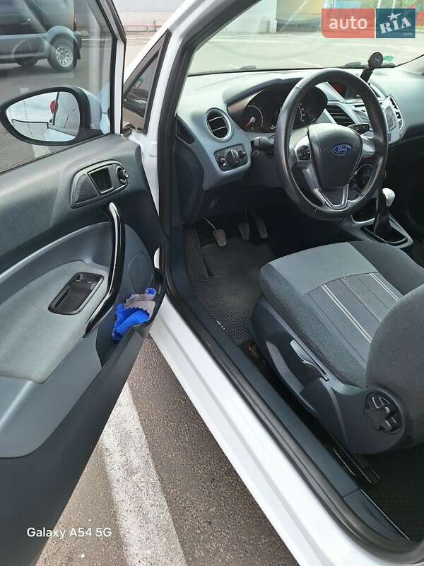 Хетчбек Ford Fiesta 2010 в Харкові