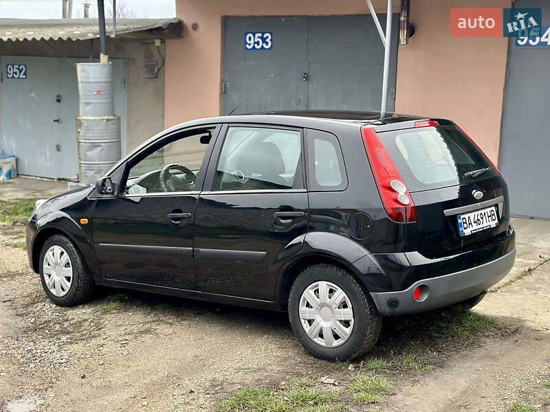 Хетчбек Ford Fiesta 2006 в Кропивницькому