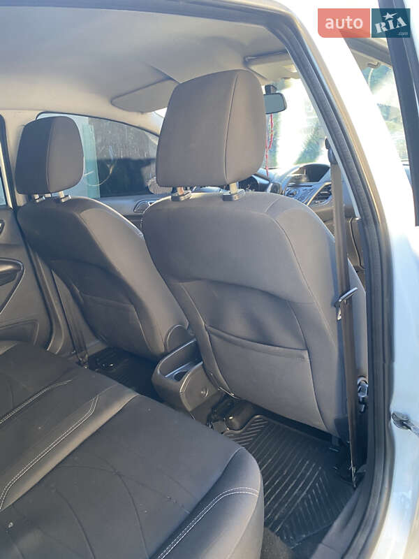 Хетчбек Ford Fiesta 2014 в Надвірній