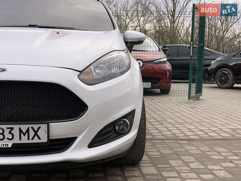 Седан Ford Fiesta 2015 в Бердичеве