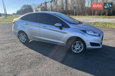 Седан Ford Fiesta 2018 в Львове