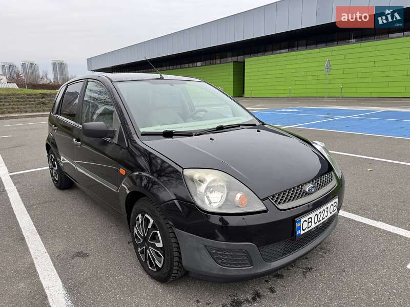 Хетчбек Ford Fiesta 2007 в Києві