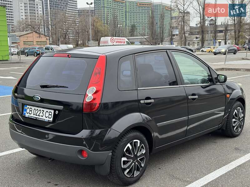 Хетчбек Ford Fiesta 2007 в Києві