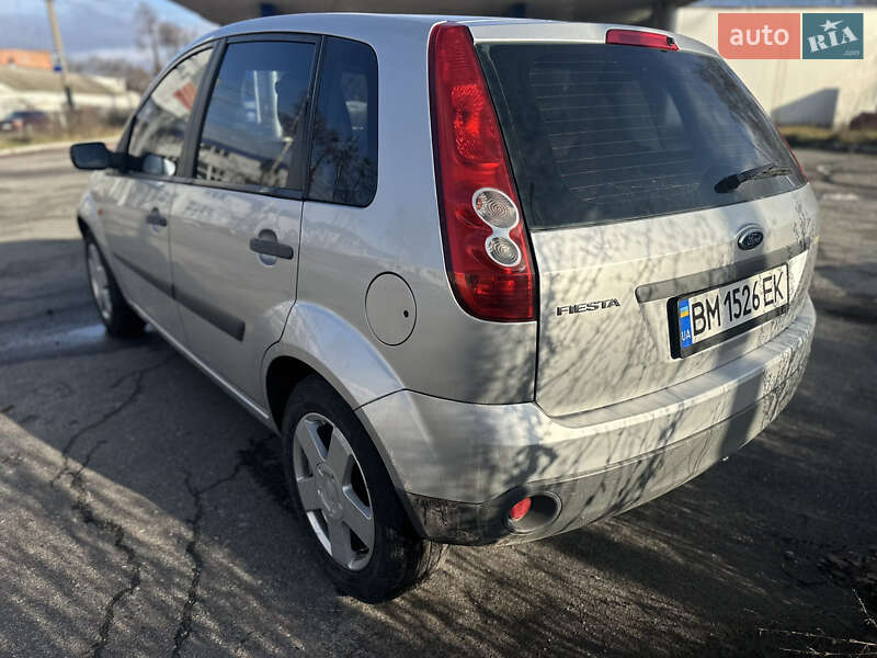 Хэтчбек Ford Fiesta 2008 в Сумах