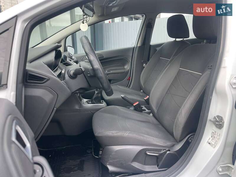 Хетчбек Ford Fiesta 2014 в Києві фото 9 Хетчбек Ford Fiesta 2014 в Києві