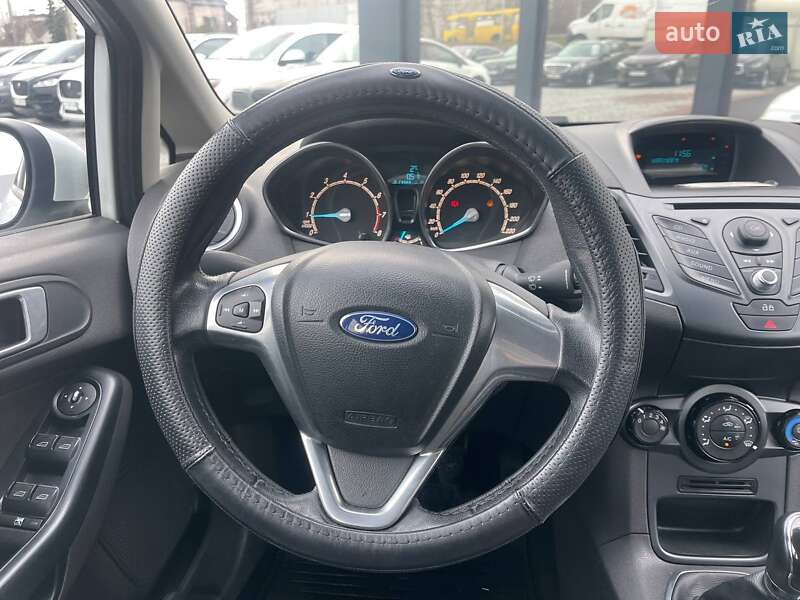 Хетчбек Ford Fiesta 2014 в Києві фото 15 Хетчбек Ford Fiesta 2014 в Києві