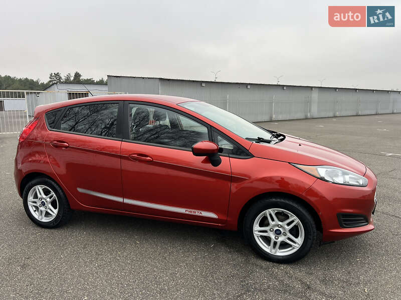 Хетчбек Ford Fiesta 2018 в Києві