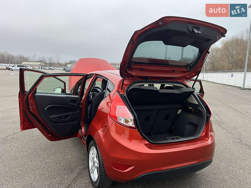 Хетчбек Ford Fiesta 2018 в Києві