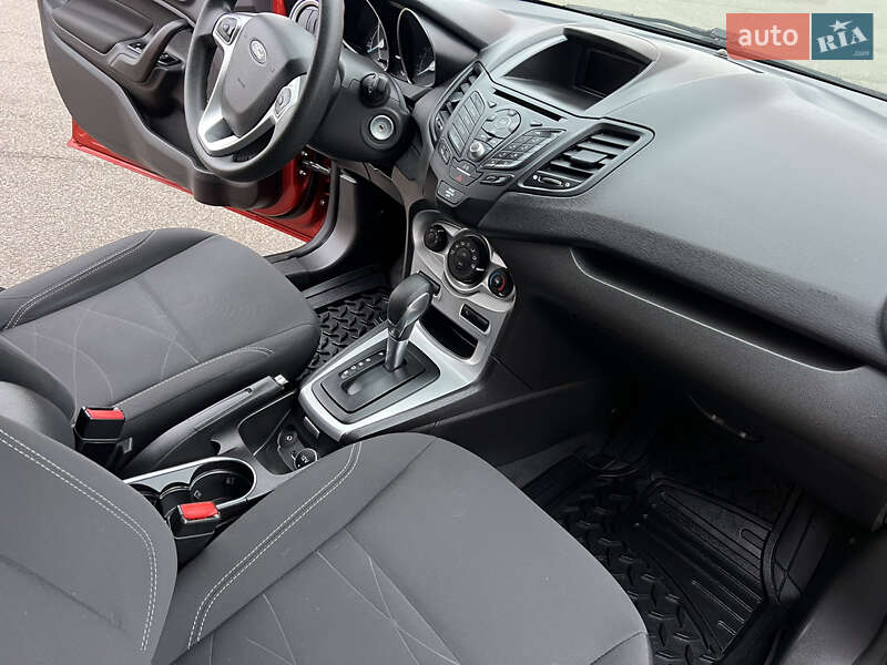 Хетчбек Ford Fiesta 2018 в Києві