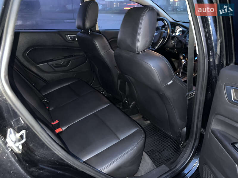 Хэтчбек Ford Fiesta 2014 в Тернополе