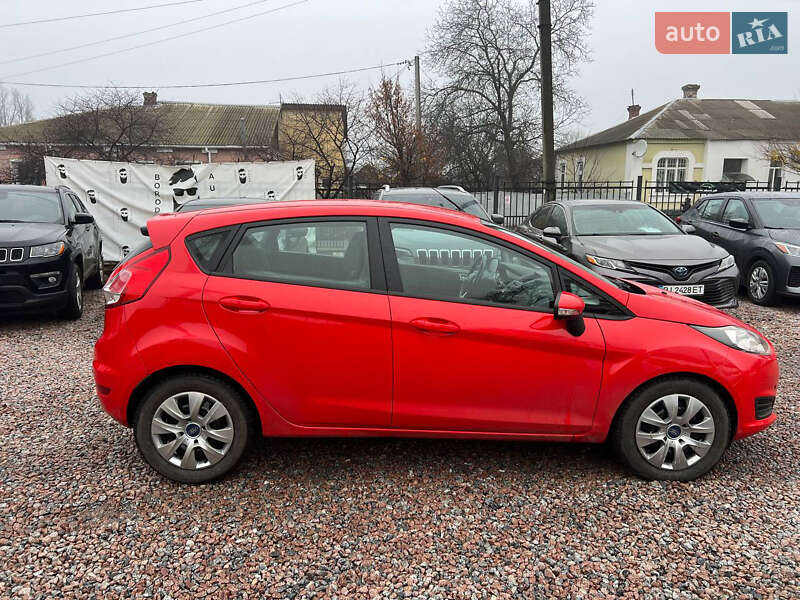 Хетчбек Ford Fiesta 2013 в Полтаві фото 8 Хетчбек Ford Fiesta 2013 в Полтаві