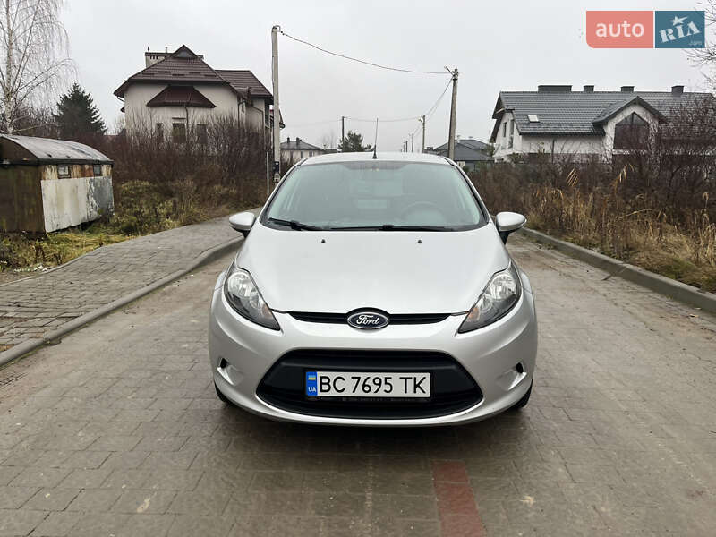 Хетчбек Ford Fiesta 2011 в Львові фото 2 Хетчбек Ford Fiesta 2011 в Львові