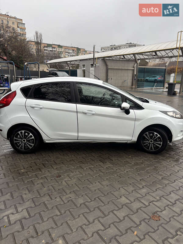 Хетчбек Ford Fiesta 2011 в Одесі фото 8 Хетчбек Ford Fiesta 2011 в Одесі