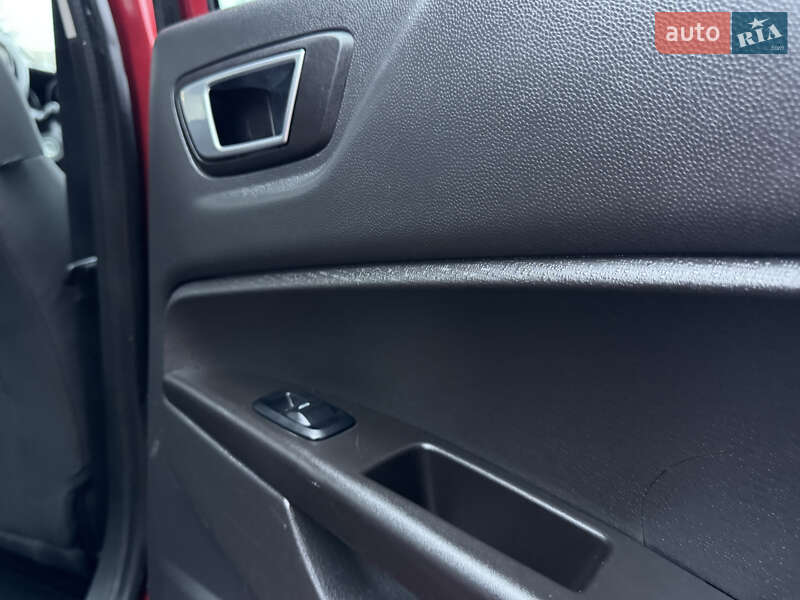 Седан Ford Fiesta 2014 в Ровно фото 45 Седан Ford Fiesta 2014 в Ровно