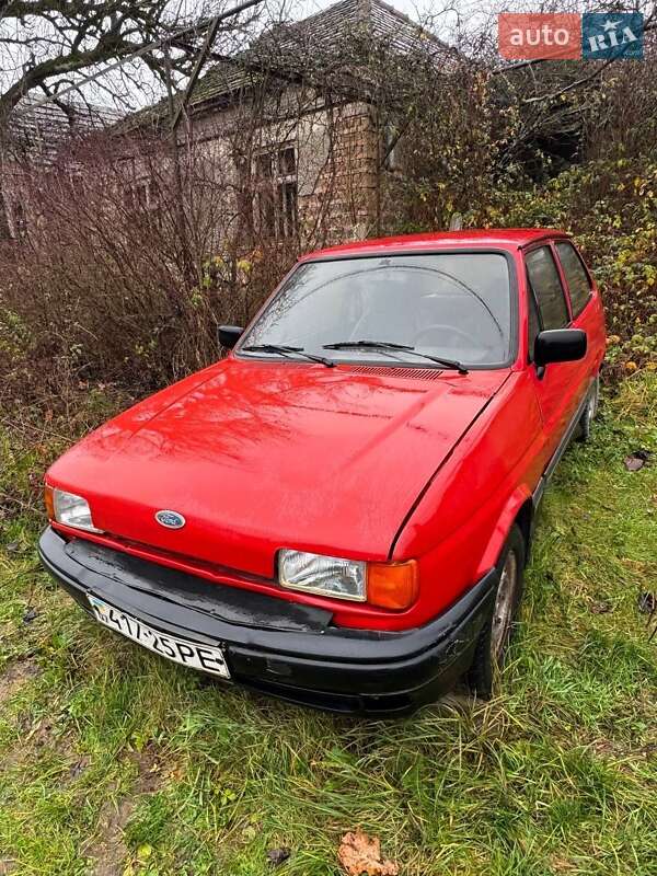 Хэтчбек Ford Fiesta 1987 в Ужгороде