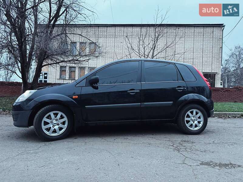 Хэтчбек Ford Fiesta 2008 в Краматорске