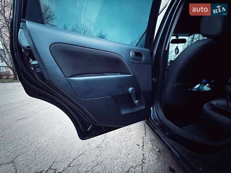 Хэтчбек Ford Fiesta 2008 в Краматорске