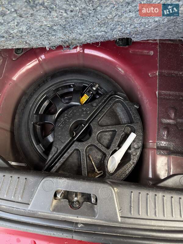 Хэтчбек Ford Fiesta 2016 в Софиевской Борщаговке